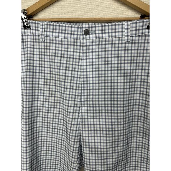Roundtree & Yorke Performance Shorts Men’s 44B Blue White Plaid Golf Preppy - Picture 3 of 16